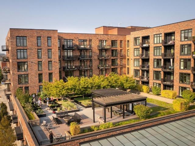 Goat Blocks Studio Apartment for Rent at 975 Se 11th Ave, Portland, OR 97214 Buckman