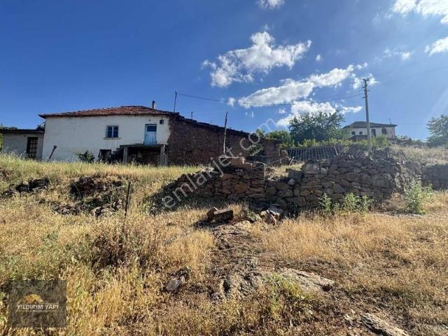 Göbekli Mahallesi Satılık Müstakil Bahçeli Köy Evi