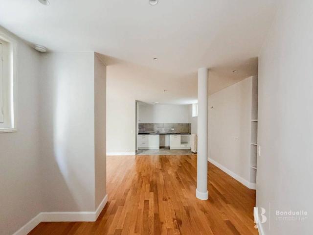 GOBELINS BEL APPARTEMENT DE 56 M2 3EME ETAGE BOULEVARD DU