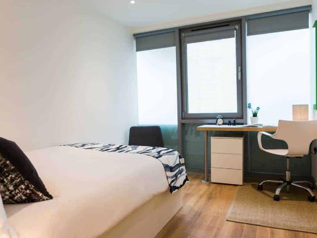 GoBritanya Aldgate Residence, London Has an Apartment