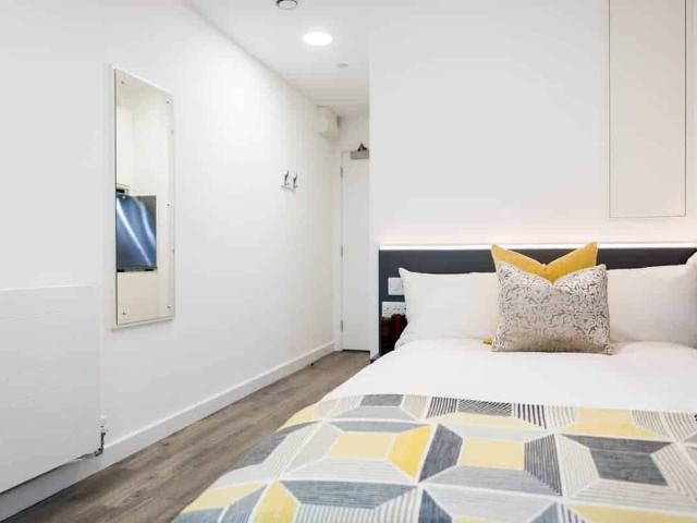 GoBritanya Highbury Residence II London Student Accommodation | Amber