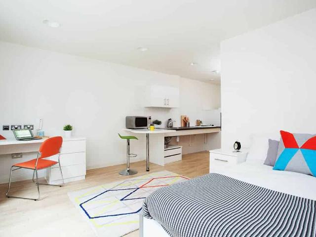 GoBritanya Kirby Street Residence, London Student Accommodation | Amber