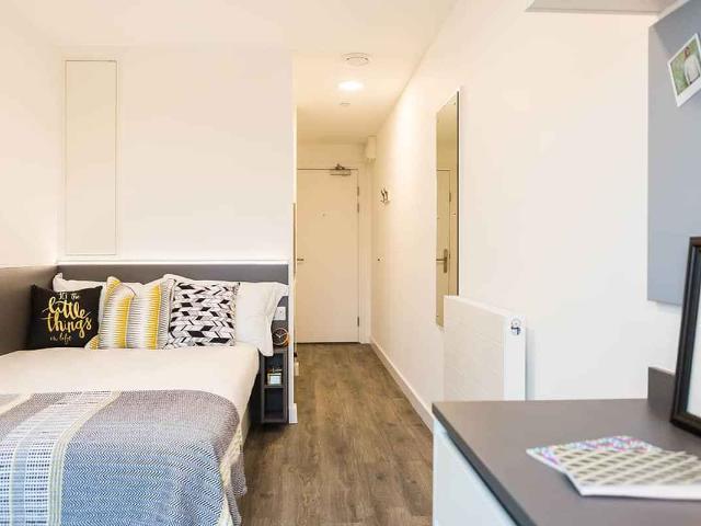 GoBritanya White City Residence, London Has an Apartment