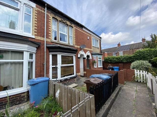 Goddard Avenue, Hull HU5 3 bed terraced house to rent £650 pcm £150 pw