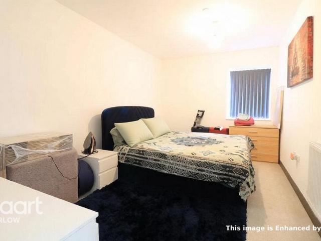 Godfrey House, Harlow 2 bed flat to rent £1,900 pcm £438 pw