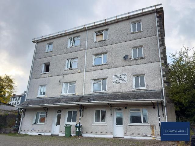 Godreaman Street, Aberdare, CF44 6DJ 1 bed flat to rent £675 pcm £156 pw