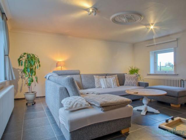 Goed onderhouden woning voorzien van alle comfort en prachtig uitzicht