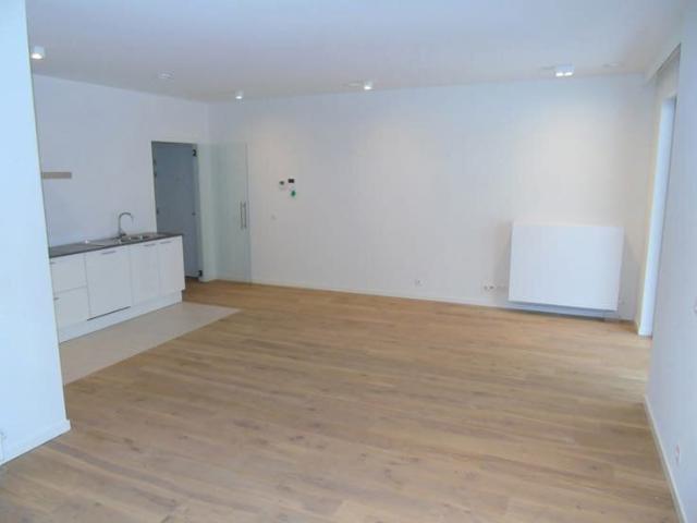 Goed gelegen ruime studio met berging