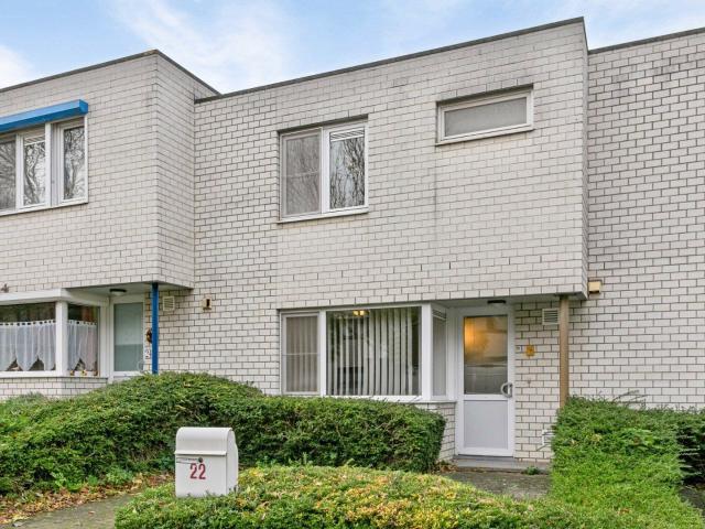 Goed gelegen woning met 3 slaapkamers en parkeerplaats EP
