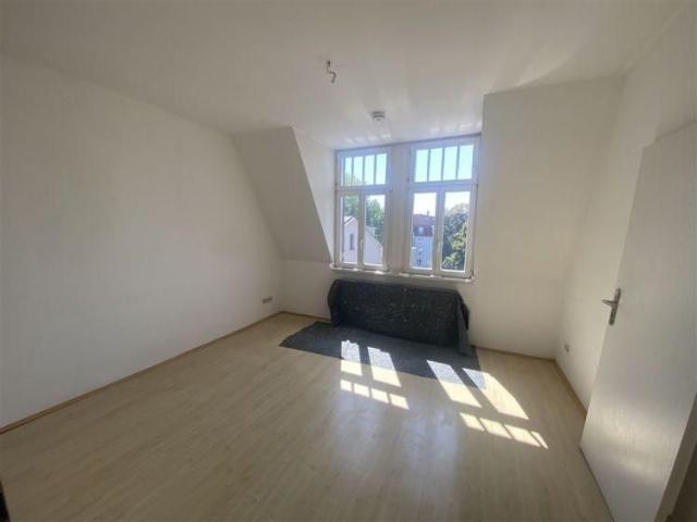 Gohlis Süd! helle 2 Zimmer Whg* sep. Küche*Tageslichtbad mit Dusche