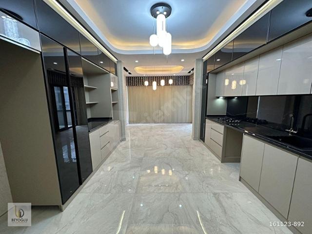 GÖKTÜRK'DE ULTRALÜKS DETAYLARLA DONATILMIŞ 3.5+1 SATILIK DAİRE