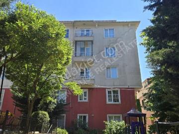 Göktürk'te Orman Manzaralı Nezih 2+1 Satılık Ara Kat Daire