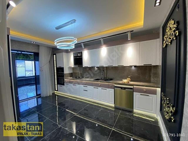 GÖKTÜRK'TE MERKEZİ KONUMDA SATLIK 3+1 SATILIK DAİRE