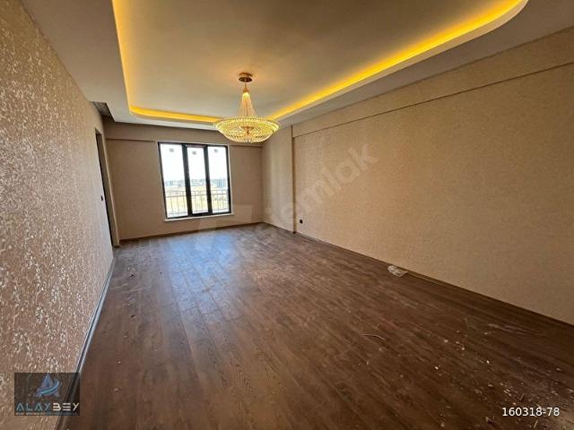 GÖKTÜRK'TE MERKRZ LOKASYONDA SATILIK LÜKS 2,5+1 DAİRE