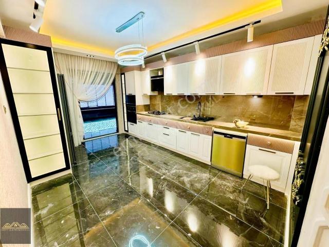 Göktürk'te Stadyum Manzaralı Sıfır Ultralüx Satılık 3.5+1