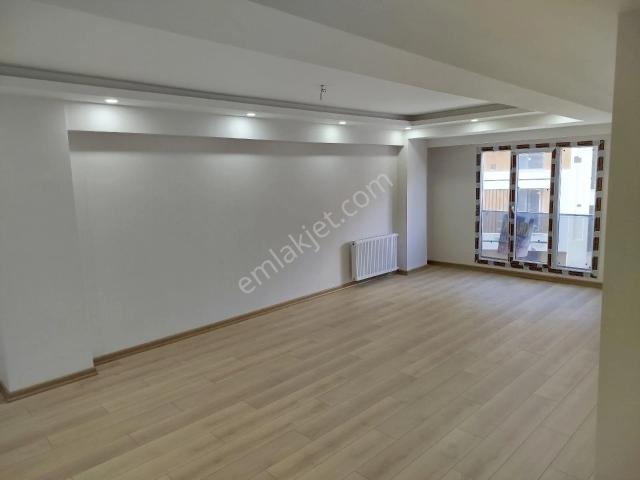 Gökçe Emlaktan Kiralık Sıfır Daire