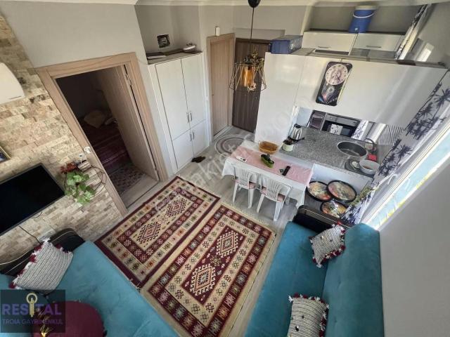 Gökçeada Merkez Eşyalı Kiracısız Satılık 1+1 Daire