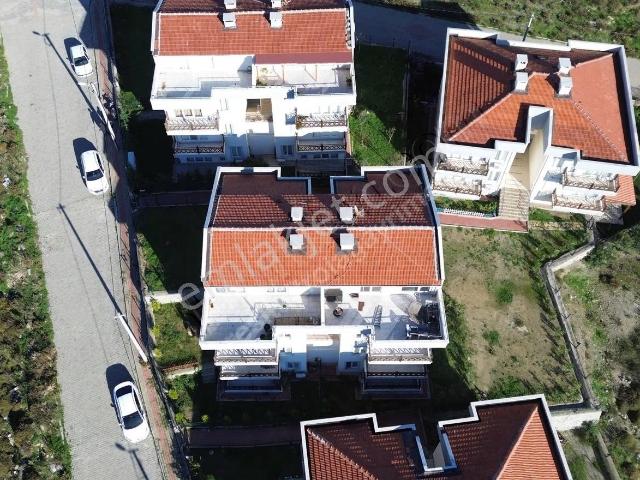 Gökçeada'da Emsalsiz 125 M2 2+1 Çatı Dubleks Acil Satılık