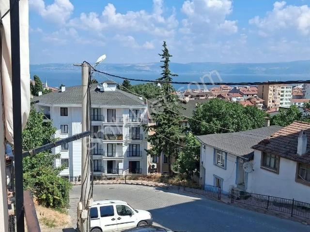 Gökçe'den Kiralık 3+1 Ara Kat Temiz Daire