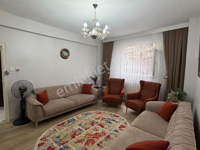 Gök Oryap'tan Satılık Temiz 85m² 2+1 Bakımlı Daire!