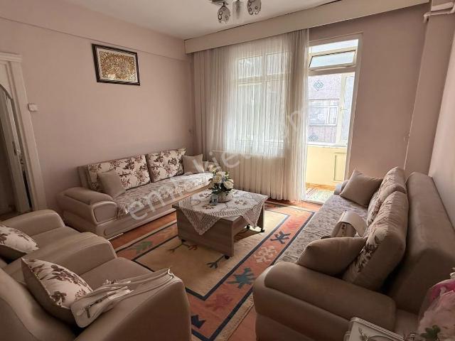 Gök Oryap'tan Satılık Süper Konumda 2+1 75m² Temiz Fırsat Daire!