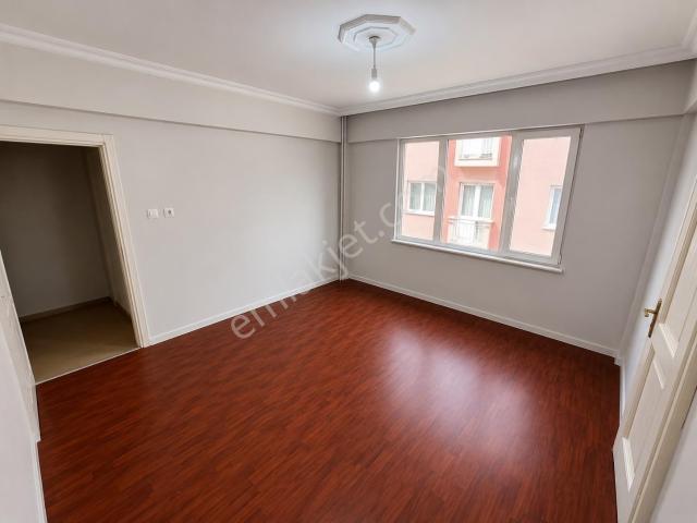 Gök Oryap'tan Satılık Süper Konumda 2+1 95m² Temiz Fırsat Daire!