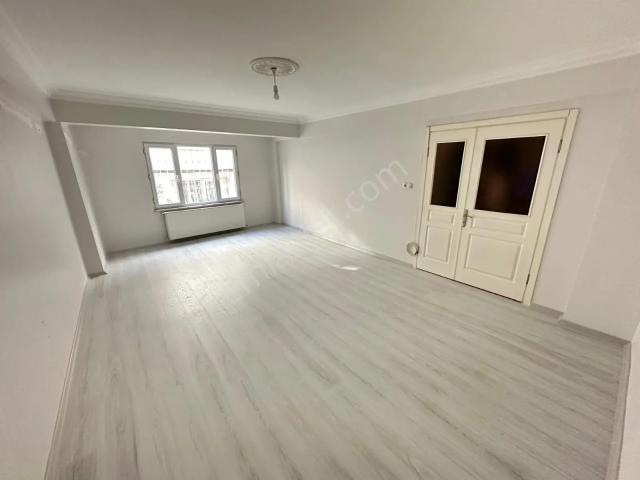Gök Oryap'tan Satılık Süper Konumda 3+1 Net 110m² Fırsat Daire