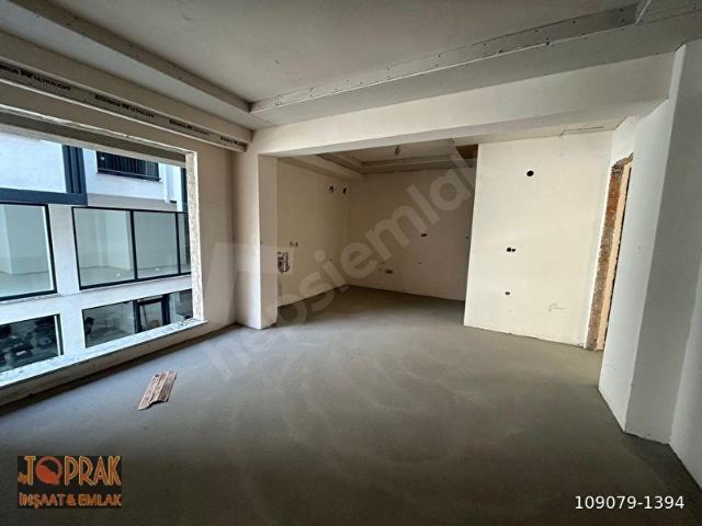 GÖKALP MAHALLESİNDE MARMARAYA YAKIN YERDEN ISITMALI & AMERİKAN MUTFAKLI 1+1 FIRSAT DAİRE!