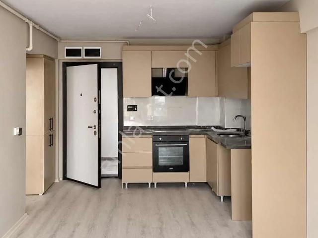 Gökdemir Towerda Manzaralı 1+1