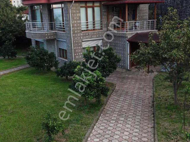 Gokdemir Gayrimenkul'den Satılık Yalı