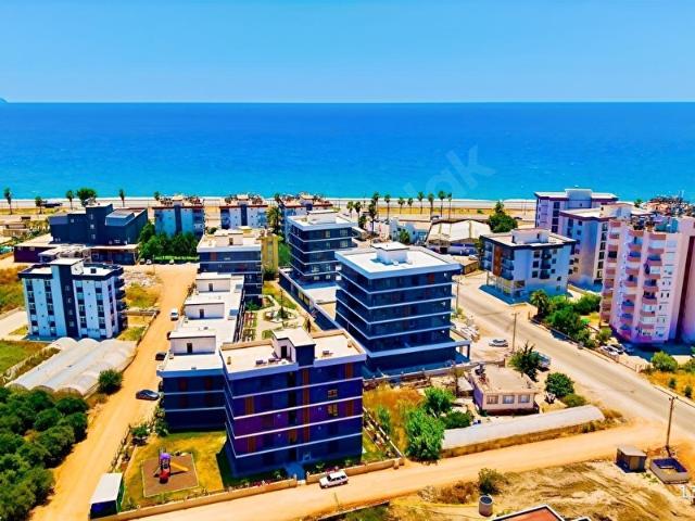 GÖKHAN GÖKDEMİR'DEN HAVUZ VE DENİZ MANZARALI 3+1 SATILIK DAİRE