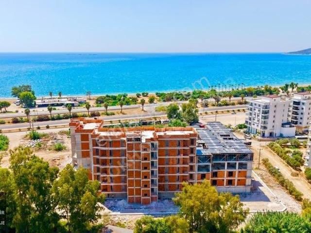 Gökhan Gökdemir'den Denize Sıfır Satılık 1+1 Daire
