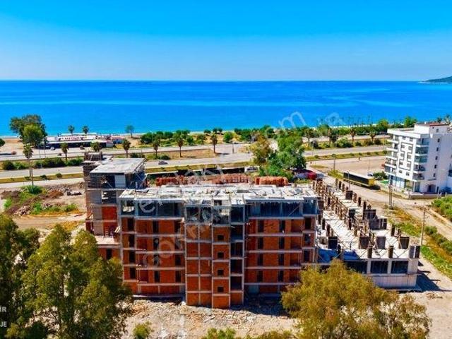 Gökhan Gökdemir'den Denize Sıfır Satılık 3+1 Daire