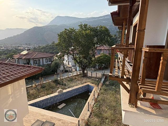 Gökova'da Satılık Deniz Manzaralı Daireler
