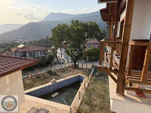 Gökova'da Satılık Deniz Manzaralı Daireler