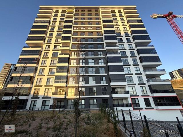 GÖKSU SKY SİTESİNDE GENİŞ, MANZARALI 4+1 SATILIK DAİRE