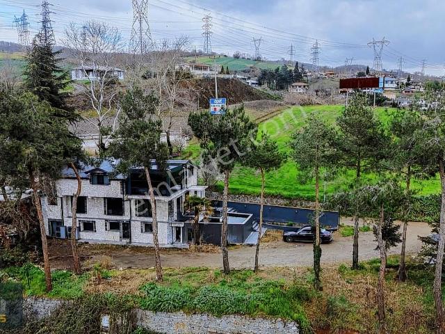 Göl Kenarında Prestijli Yaşam. Satılık Müstakil Villa
