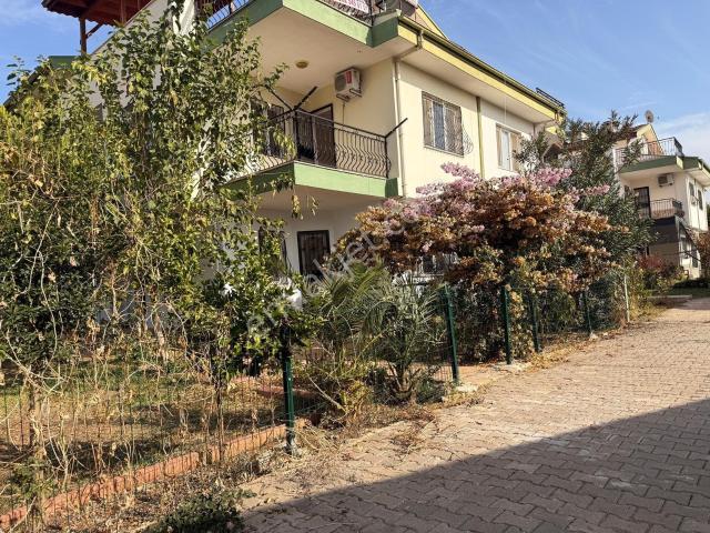 Göl Manzaralı Bahçeli Teraslı Dpgalgazlı Geniş Oturumlu Triplex