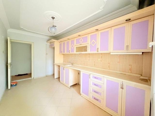 Göl san Gayrimenkul’den Zafer Mah. Site İçerisinde 3+1 Satılık Daire