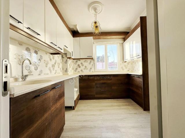 Göl san'dan ! Cumhuriyet Mah. 3+1 140m2 Satılıkk Daire !