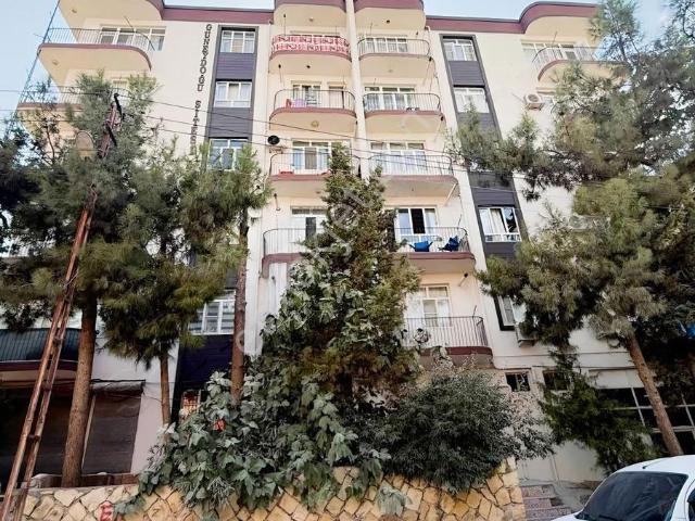 Gölbaş Emlaktan Baro Yanı Satılık 2+1 Ayrı Mutfaklı Site Dairesi
