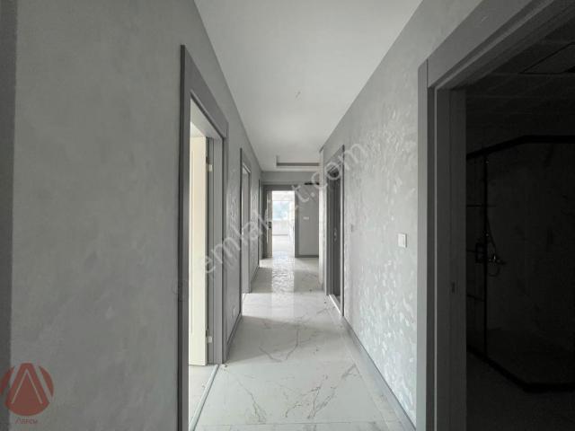 Gölbaşı Eymirmah.prestij Sitesi Satılık 4+1 0 Yapılı