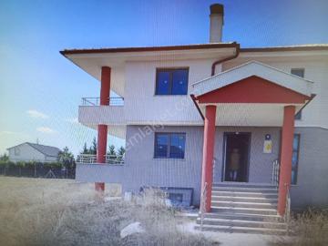 Gölbaşı Gökçehöyük'te Satılık Tribleks Villa