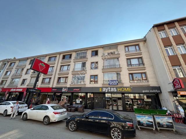 Gölbaşı Gop. Da Cadde Üzeri Kat Da Teraslı Satılık 3+1 Daire