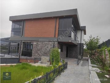 GÖLBAŞI KARŞIYAKA DA 5+1 KULLANIMA HAZIR KİRALIK VİLLA