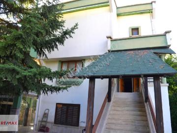Gölbaşı Karşıyaka Gökkuşağı Sitesi Satılık Müstakil Köşe Villa