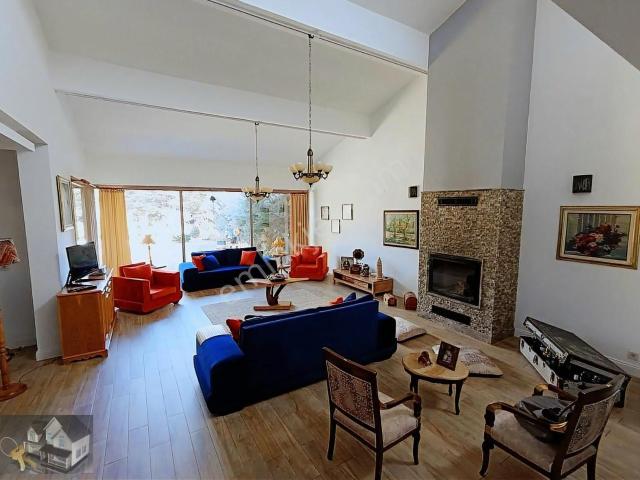 Gölbaşı Karşıyaka Mahallesi Mükemmel Konumda Müstakil Villa