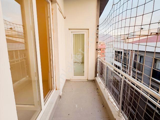 Kiralık 3+1 Daire Hafiziyede Müstakil Cepheler Açık 3 Balkonlu