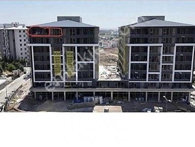 Gölbaşında Eymir Gölü Manzaralı Lüks 4+1 Satılık Daire