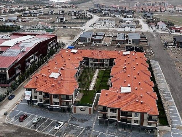 Gölbaşı Paradise Sitesinde 1+1 Satılık Daire